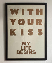 画像をギャラリービューアに読み込む, Letterpress - “WITH YOUR KISS” / The Printer's Devil
