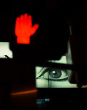 画像をギャラリービューアに読み込む, Photographs - Jack Davison - 初版本