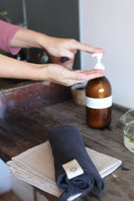 画像をギャラリービューアに読み込む, Black Pepper + Lemongrass Hand Balm - harvest