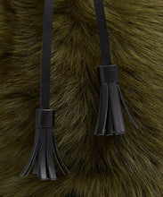 画像をギャラリービューアに読み込む, Drawstring Shearling Bag with 2 Way Shoulder Strap - L / Olive Shearling &amp; Black - (ki:ts)